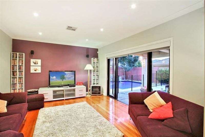 Photo - 9 Hambledon Circuit, Harrington Park NSW 2567 - Image 11