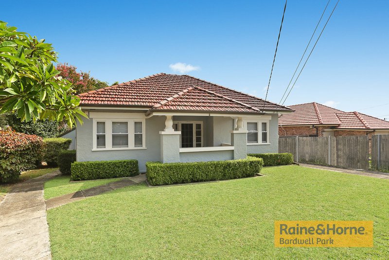 9 Hamel Crescent, Earlwood NSW 2206