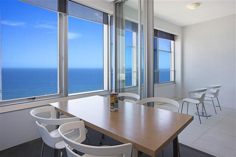 Photo - 9 Hamilton Avenue, Surfers Paradise QLD 4217 - Image 2