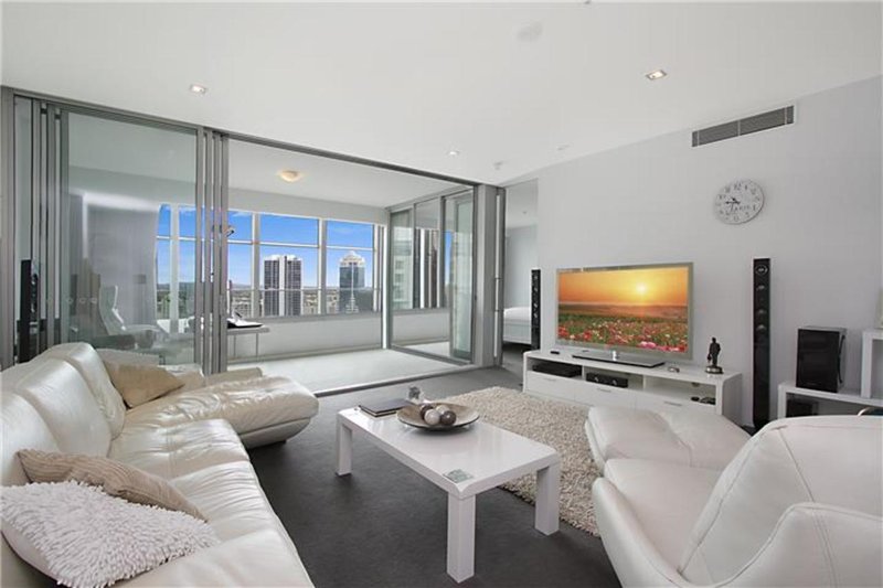 Photo - 9 Hamilton Avenue, Surfers Paradise QLD 4217 - Image 1