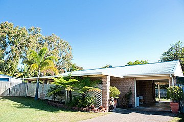 9 Hammer Street, Slade Point QLD 4740