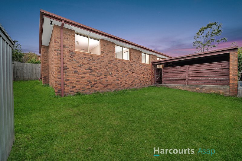 Photo - 9 Hanna Drive, Endeavour Hills VIC 3802 - Image 11