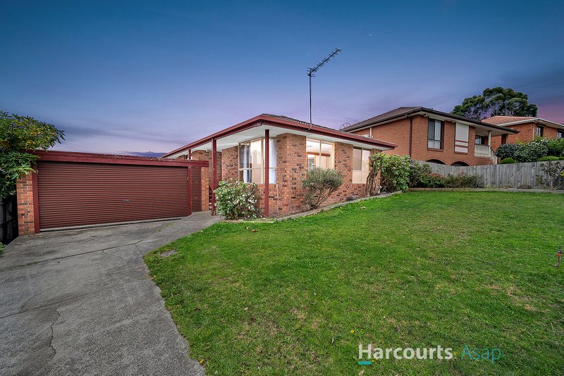 Photo - 9 Hanna Drive, Endeavour Hills VIC 3802 - Image 12