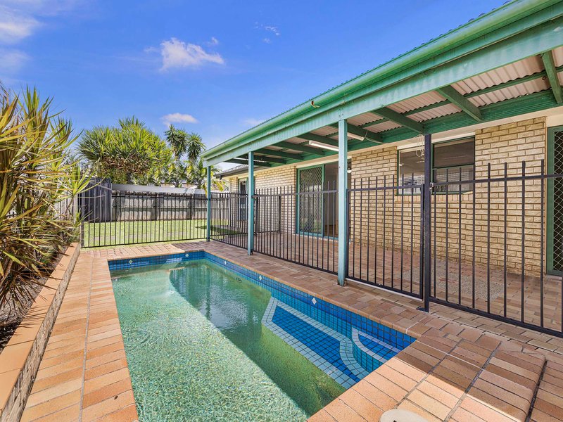 Photo - 9 Hanwell Court, Little Mountain QLD 4551 - Image 2