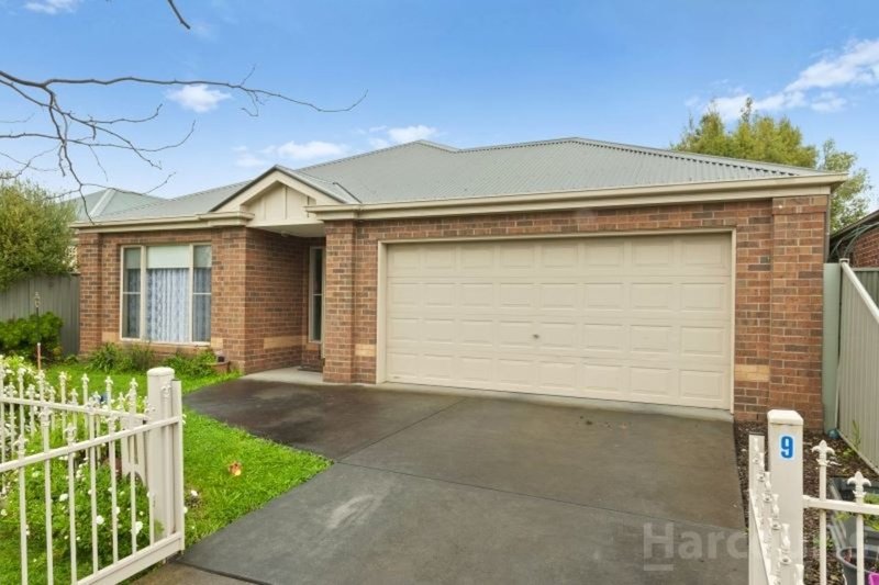 Photo - 9 Hanwood Close, Delacombe VIC 3356 - Image 14