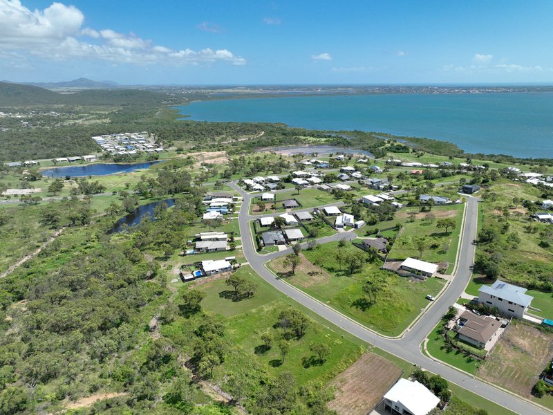 Photo - 9 Harbour View Terrace, Bowen QLD 4805 - Image 2