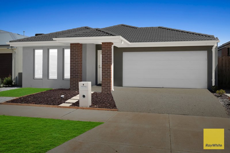 Photo - 9 Harding Road, Thornhill Park VIC 3335 - Image 2