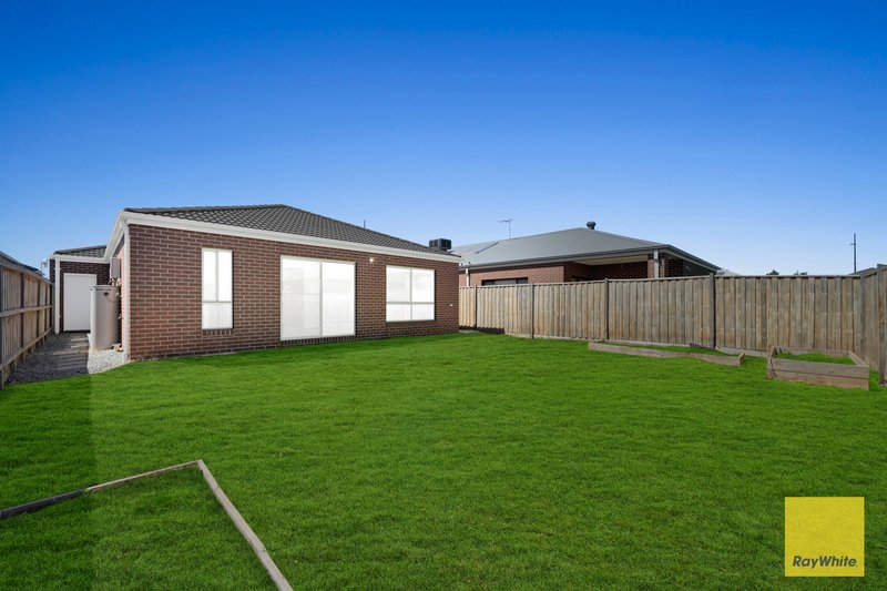 Photo - 9 Harding Road, Thornhill Park VIC 3335 - Image 14