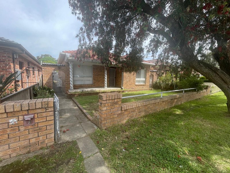 9 Hardy Ave , Riverwood NSW 2210