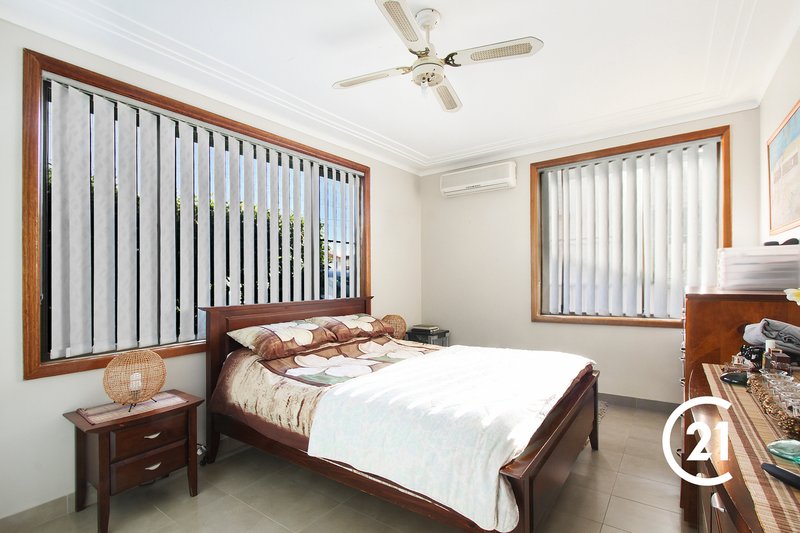 Photo - 9 Hargrave Road, Lalor Park NSW 2147 - Image 5