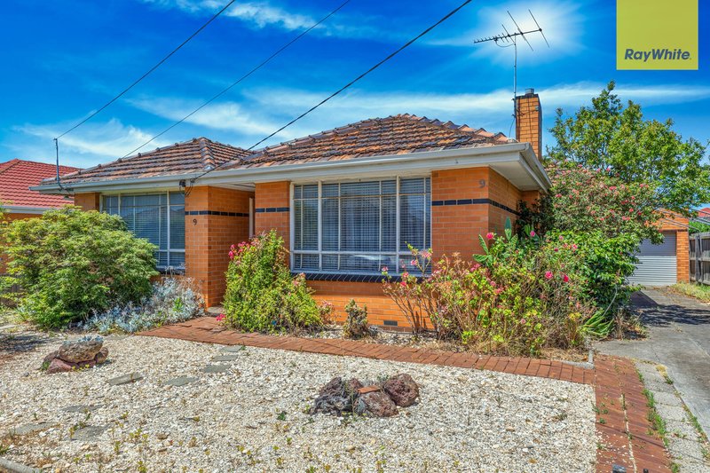 9 Harleston Street, St Albans VIC 3021