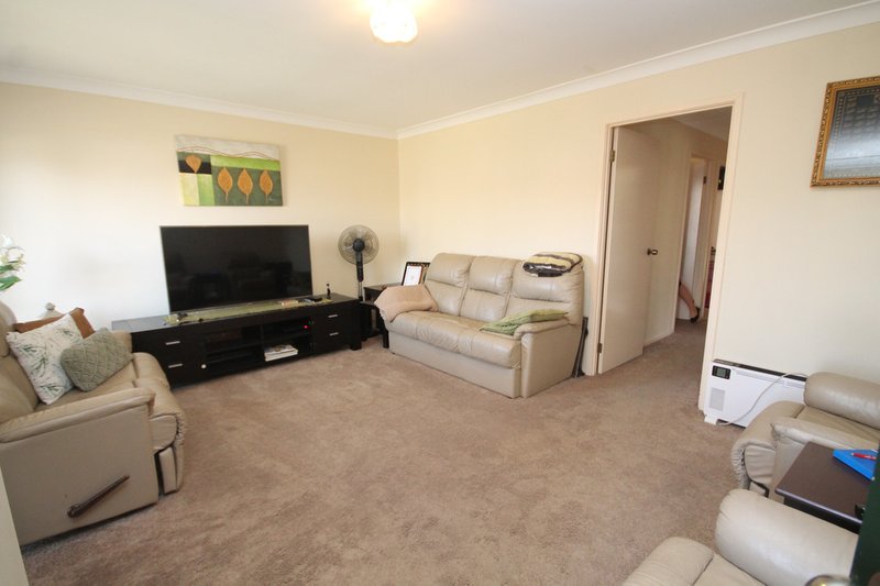 Photo - 9 Harrier Avenue, Green Valley NSW 2168 - Image 2