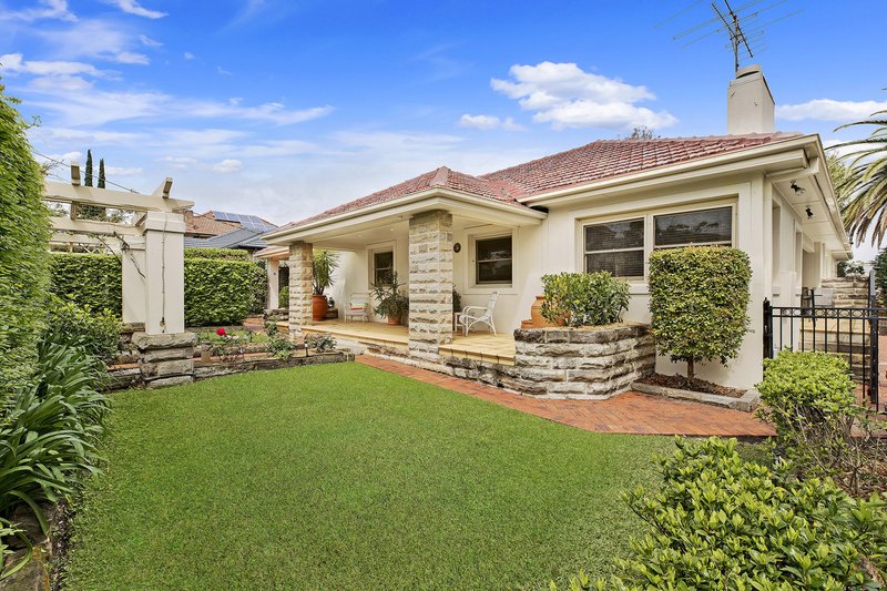 Photo - 9 Harrison Street, Point Frederick NSW 2250 - Image 3