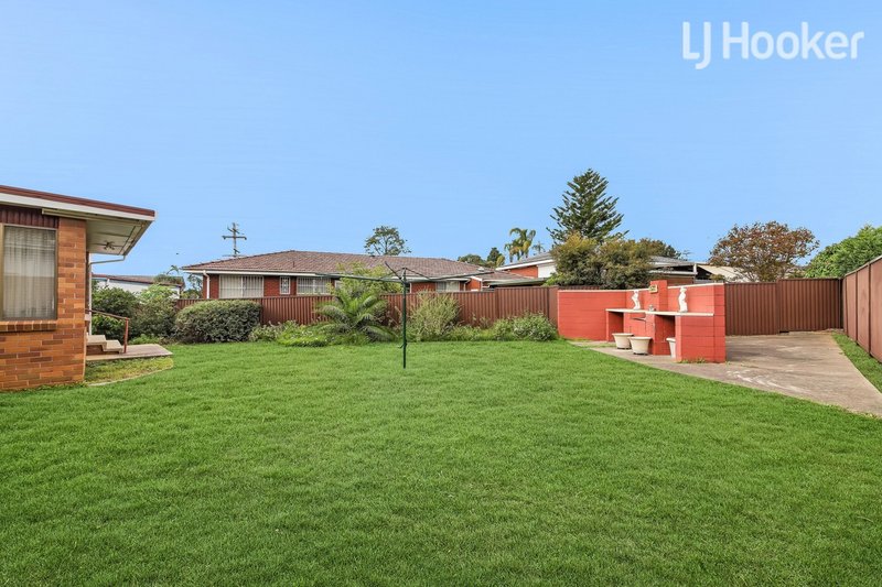 Photo - 9 Harrow Avenue, Lansvale NSW 2166 - Image 9