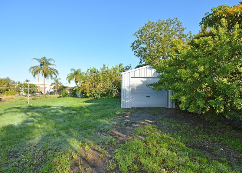 Photo - 9 Hartley Street, Torbanlea QLD 4662 - Image 5