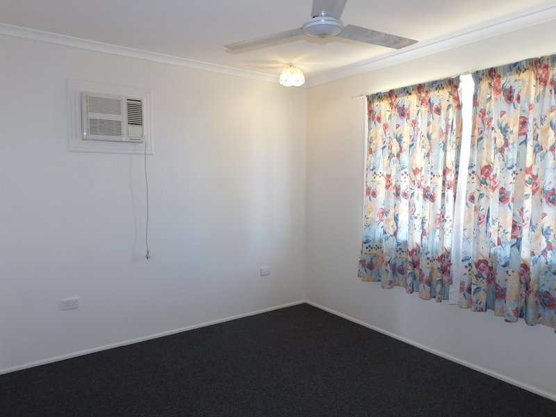 Photo - 9 Hawthorn Street, Thuringowa Central QLD 4817 - Image 6