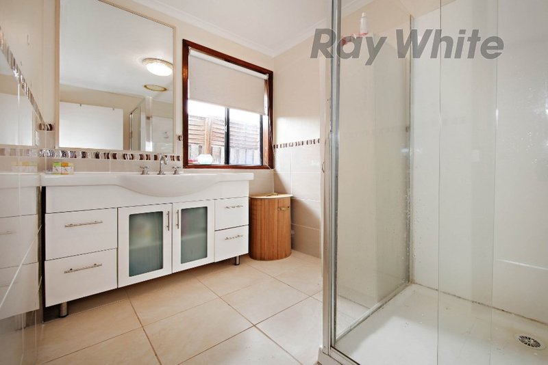 Photo - 9 Hayes Court, Point Cook VIC 3030 - Image 7