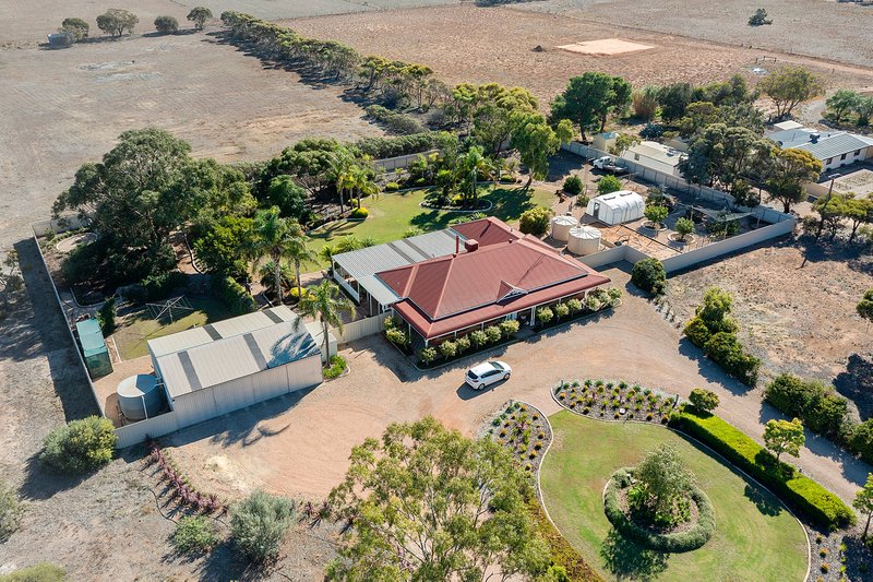 Photo - 9 Haylock Road, Moonta SA 5558 - Image 3