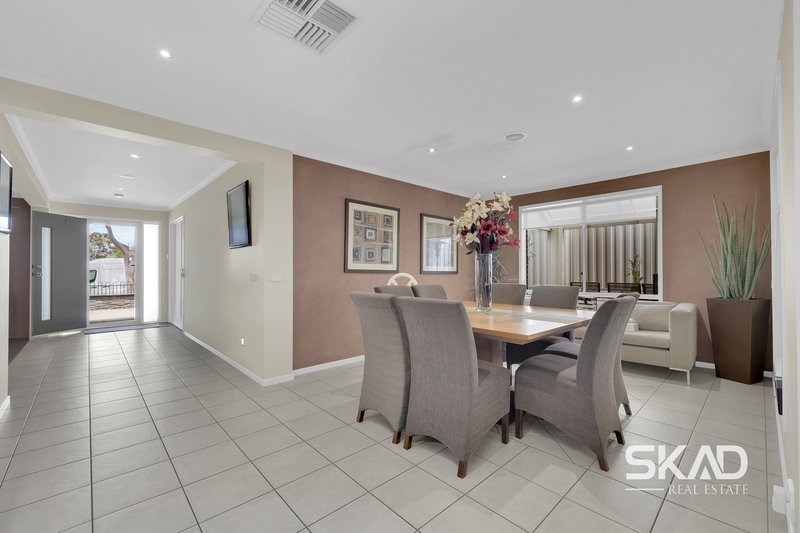 Photo - 9 Hayston Boulevard, Epping VIC 3076 - Image 2