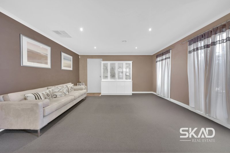 Photo - 9 Hayston Boulevard, Epping VIC 3076 - Image 9