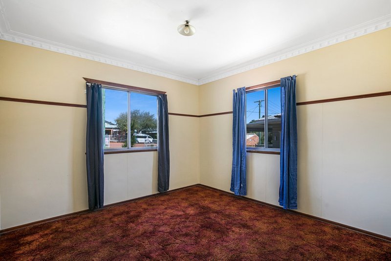 Photo - 9 Healy Street, South Toowoomba QLD 4350 - Image 6