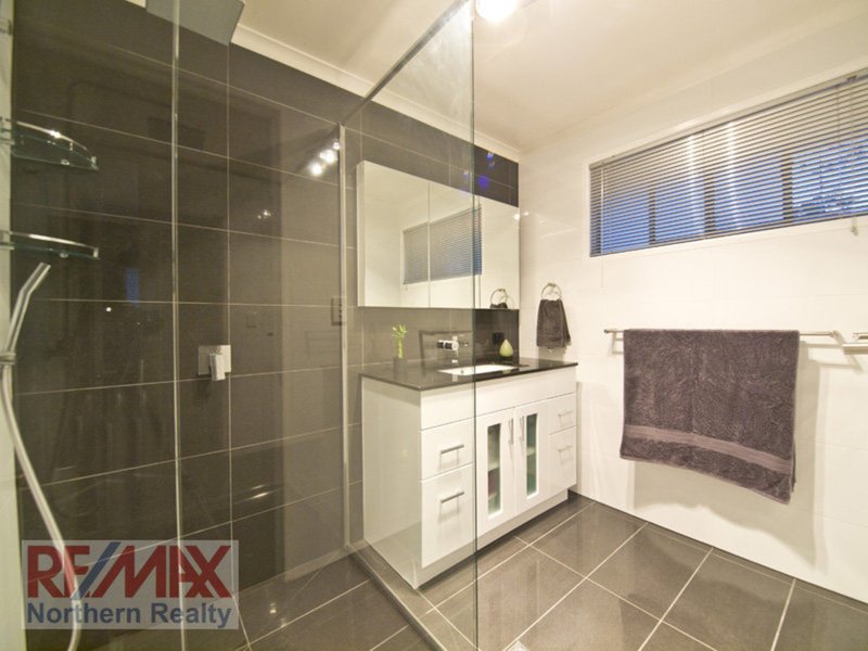 Photo - 9 Heatherlea Street, Brendale QLD 4500 - Image 5