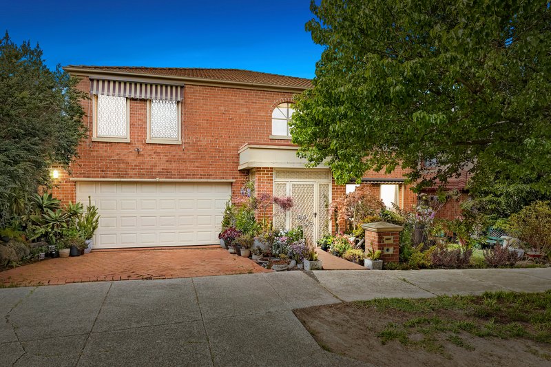 9 Henley Avenue, Vermont South VIC 3133