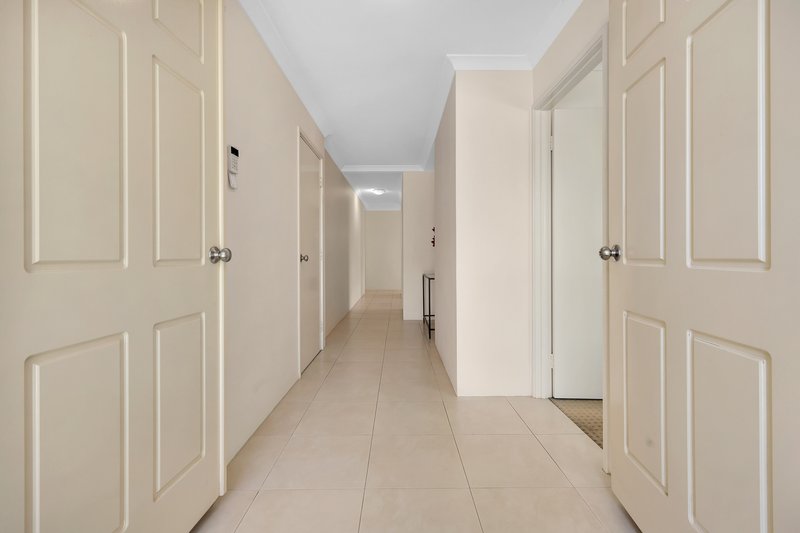 Photo - 9 Heronwood Glade, Harrisdale WA 6112 - Image 3