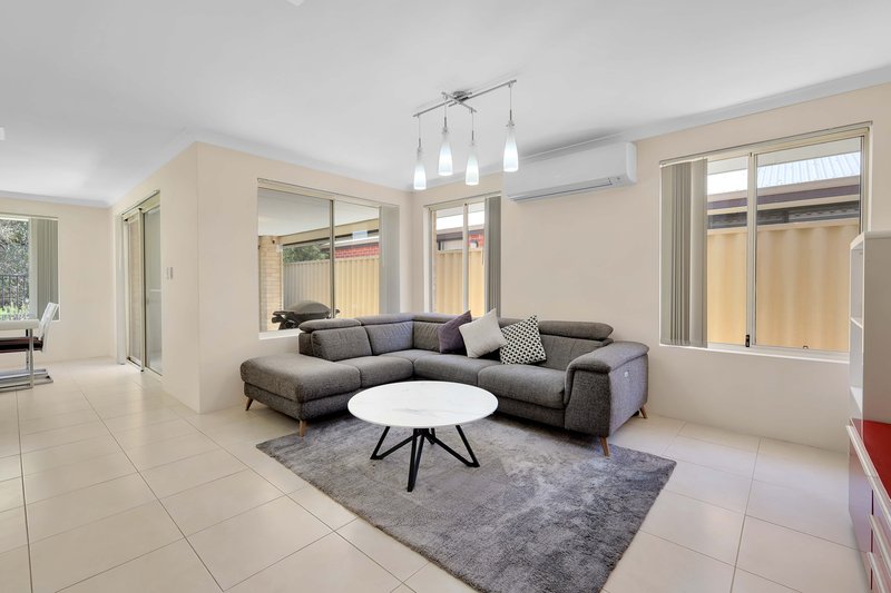 Photo - 9 Heronwood Glade, Harrisdale WA 6112 - Image 8