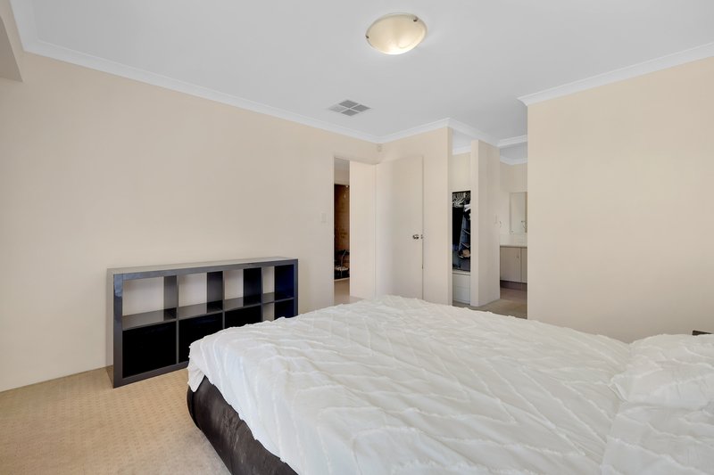 Photo - 9 Heronwood Glade, Harrisdale WA 6112 - Image 17