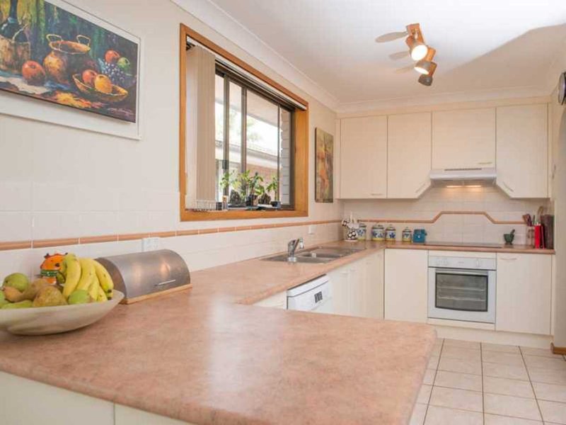 Photo - 9 Hibiscus Place, Tuncurry NSW 2428 - Image 4