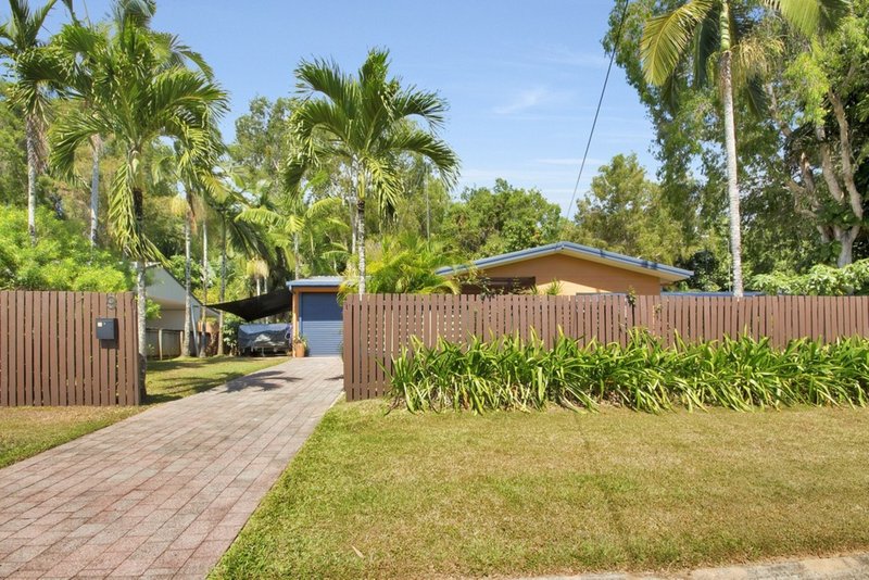 Photo - 9 Hickory Street, Holloways Beach QLD 4878 - Image 12