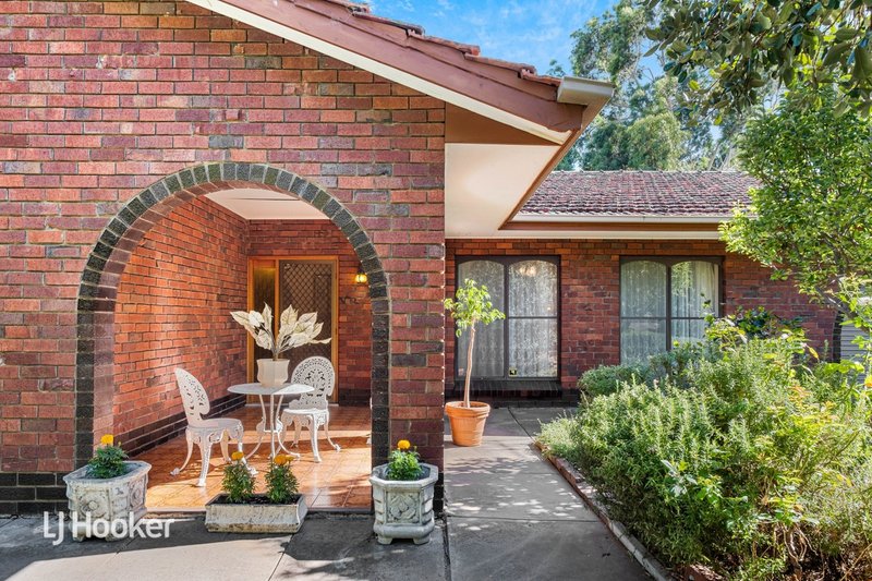 Photo - 9 Highland Avenue, Rostrevor SA 5073 - Image 2