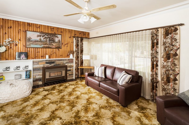 Photo - 9 Hill Street, Shepparton VIC 3630 - Image 4