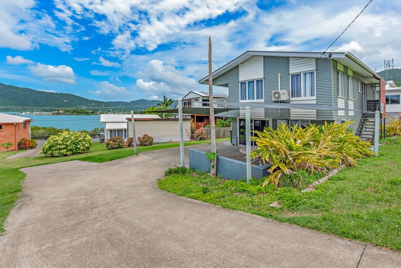 Photo - 9 Hillcrest Avenue, Airlie Beach QLD 4802 - Image 2