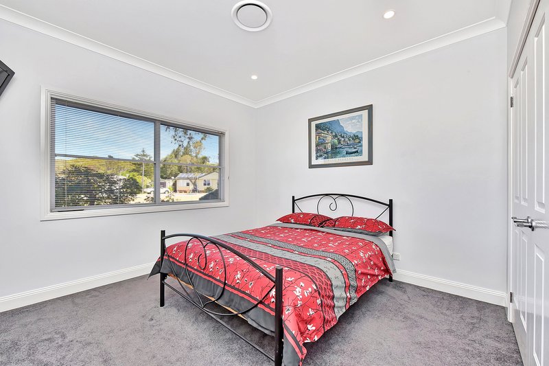 Photo - 9 Hillcrest Avenue, Rathmines NSW 2283 - Image 15