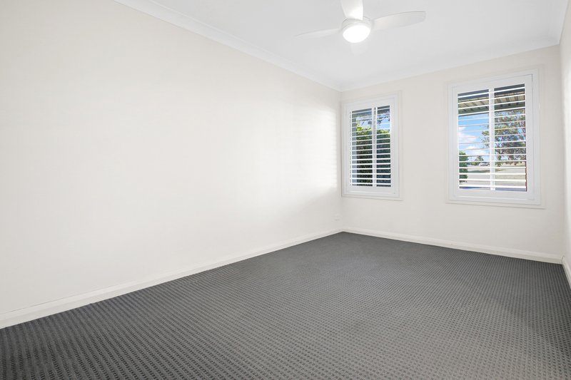 Photo - 9 Hillview Ave , South Penrith NSW 2750 - Image 6