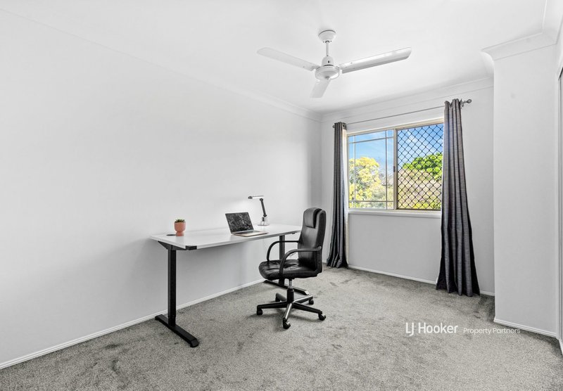 Photo - 9 Hillview Street, Runcorn QLD 4113 - Image 13