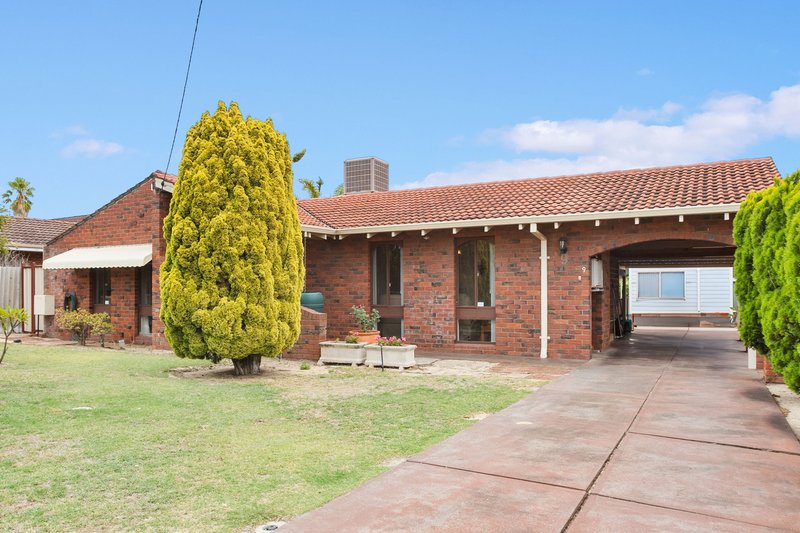 9 Hilton Place, Duncraig WA 6023