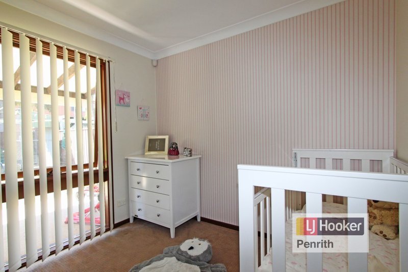 Photo - 9 Hilton Road, Cambridge Gardens NSW 2747 - Image 7