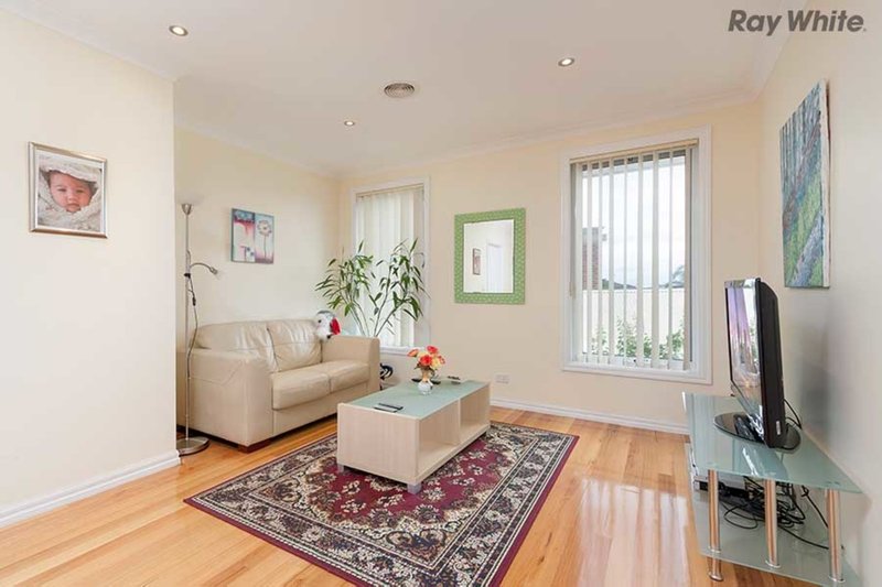 Photo - 9 Hindmarsh Way, Taylors Hill VIC 3037 - Image 13