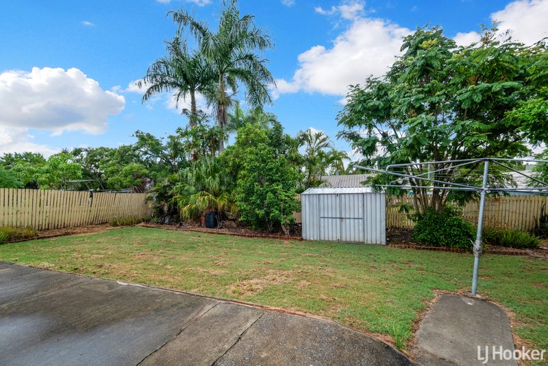 Photo - 9 Hinton Street, Koongal QLD 4701 - Image 4