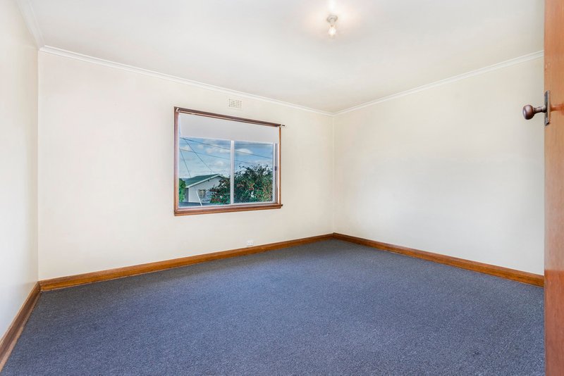 Photo - 9 Hogarth Street, Waverley TAS 7250 - Image 5