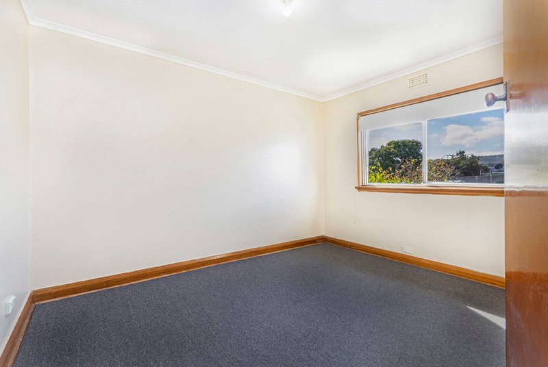 Photo - 9 Hogarth Street, Waverley TAS 7250 - Image 6