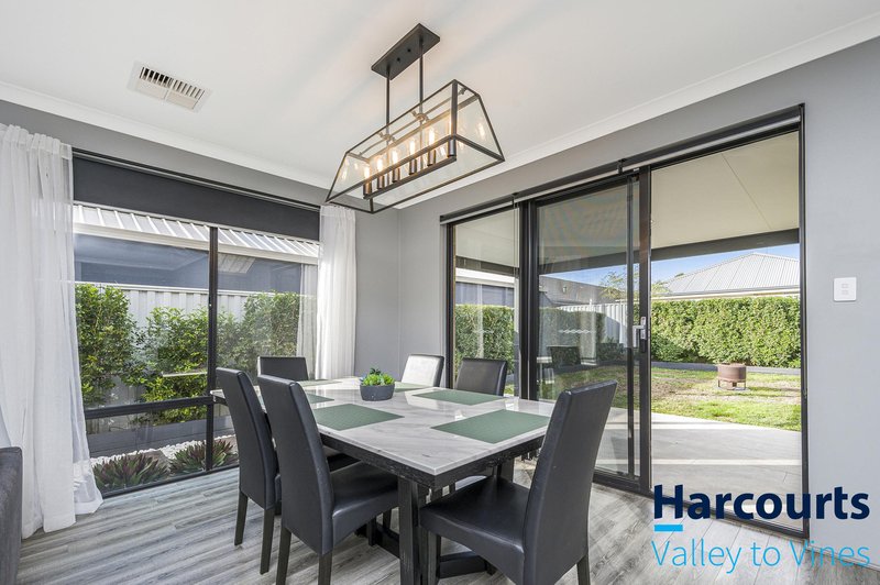 Photo - 9 Holroyd Avenue, Brabham WA 6055 - Image 12