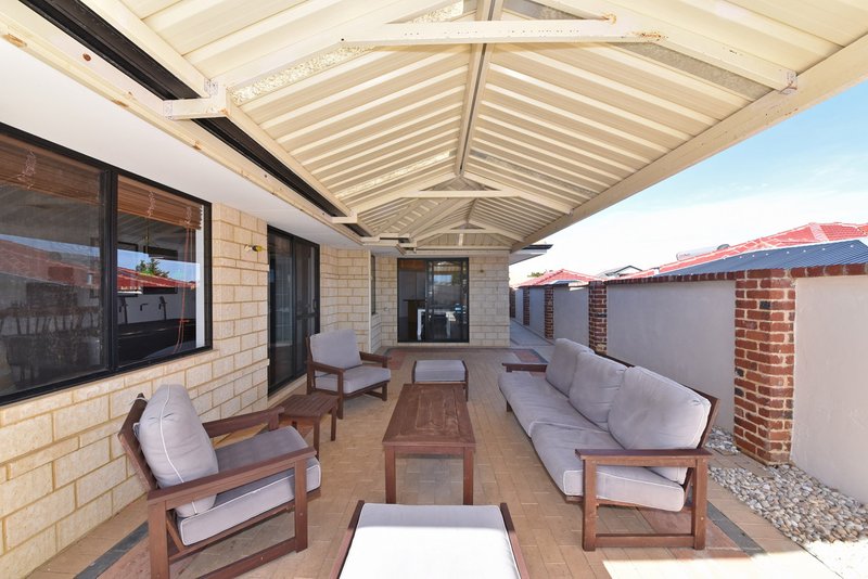 Photo - 9 Holyhead Green, Mindarie WA 6030 - Image 26