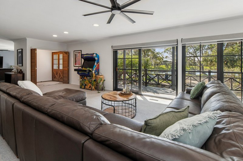 Photo - 9 Homestead Road, Langwarrin VIC 3910 - Image 8