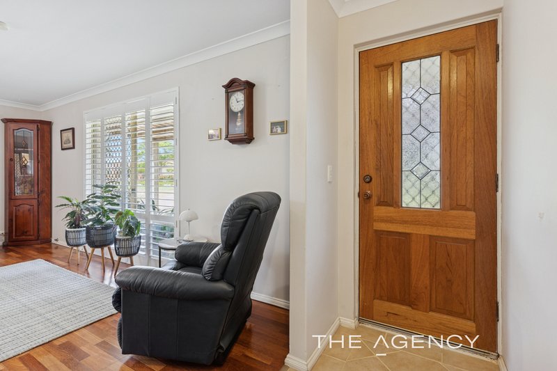 Photo - 9 Honeyeater Glade, Huntingdale WA 6110 - Image 4