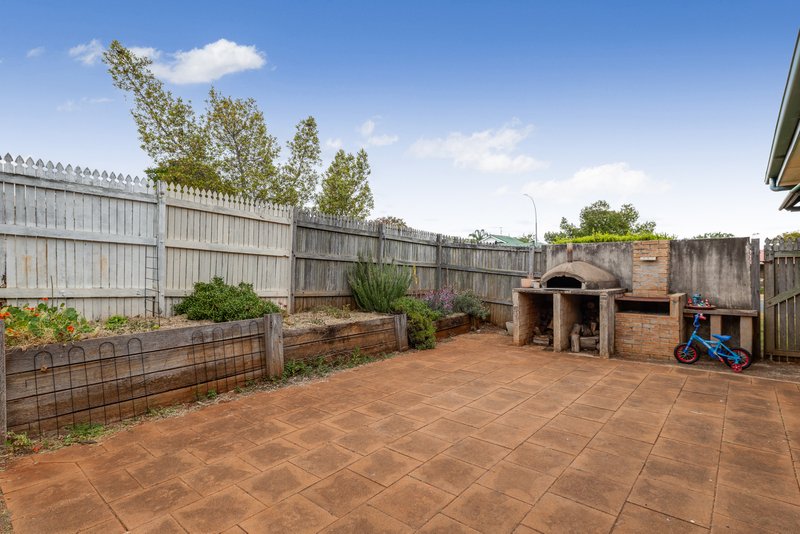 Photo - 9 Honeysuckle Drive, Glenvale QLD 4350 - Image 13