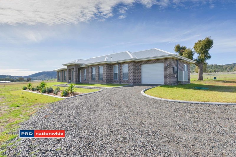 9 Horseshoe Place, Tamworth NSW 2340